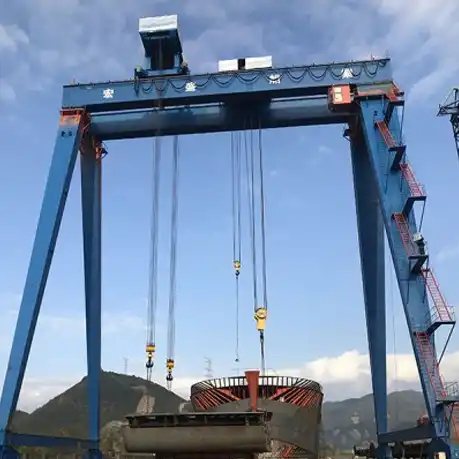 Heavy-duty rail gantry crane for intermodal logistics